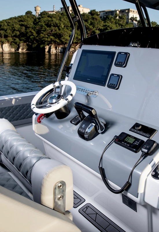 365 Center Console - Aldhaen Marine